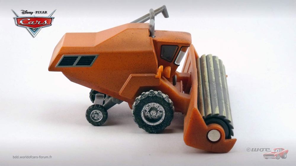 Frank - (2015 - Cars 2015) RADIATOR SPRINGS (19) toy car collectible - Main Image 3