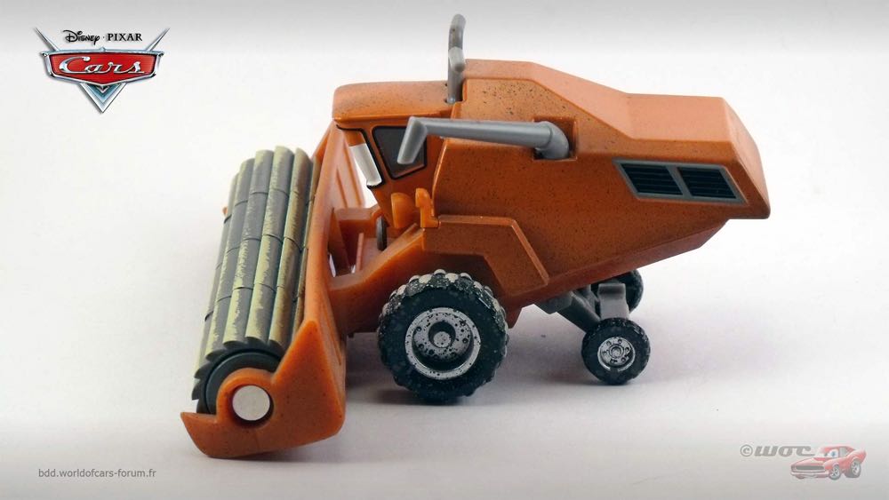 Frank - (2015 - Cars 2015) RADIATOR SPRINGS (19) toy car collectible - Main Image 4