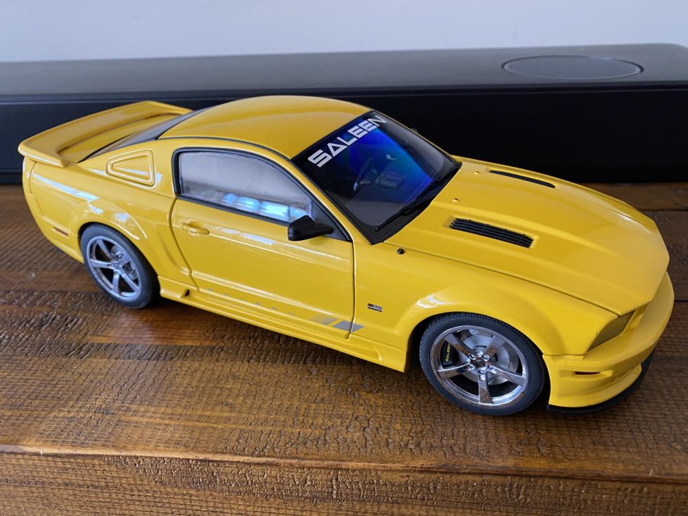 Ford Mustang Saleen S281 - Performance toy car collectible - Main Image 3