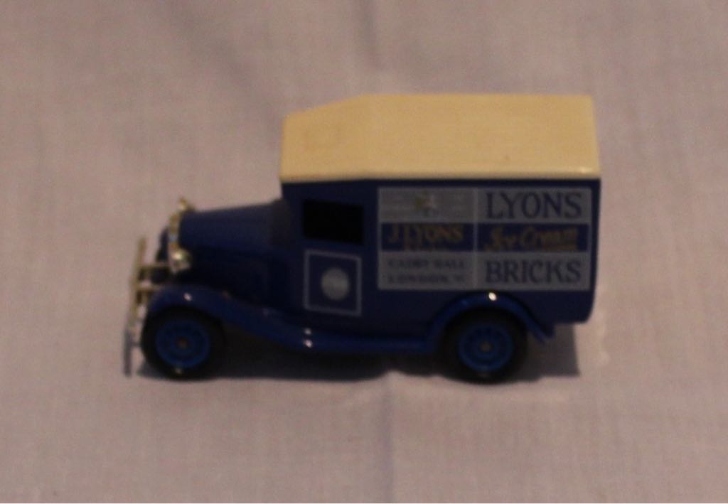 1959 VW Microbus Deluxe USA Model