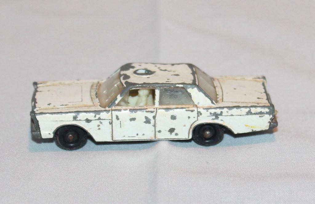 92 - Lesney toy car collectible - Main Image 1