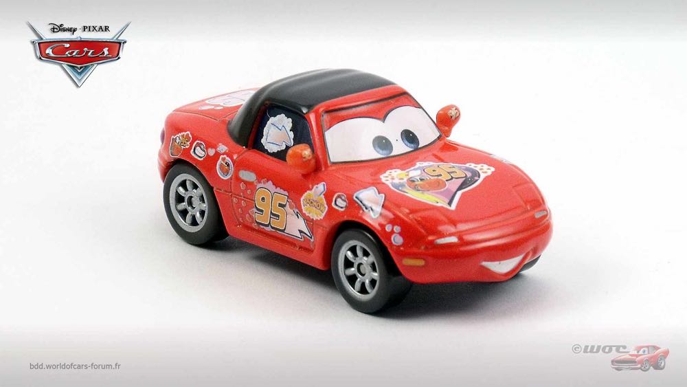 Tia - (2012 - RADIATOR SPRINGS CLASSICS) PACK OF 3 (30) toy car collectible - Main Image 3
