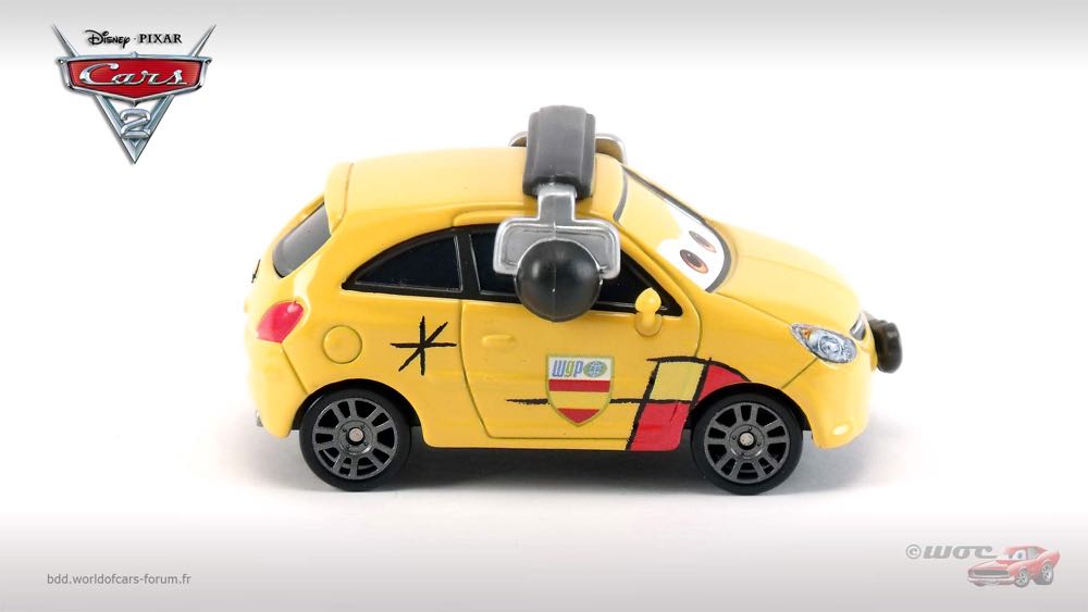 Petro Cartalina - (2011 - Cars 2) MOVIE MOMENTS (54) toy car collectible - Main Image 3