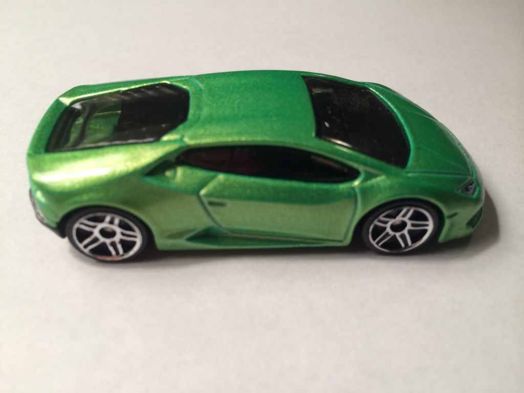 Lamborghini Huracán - Factory Fresh™️ 2019 toy car collectible - Main Image 2