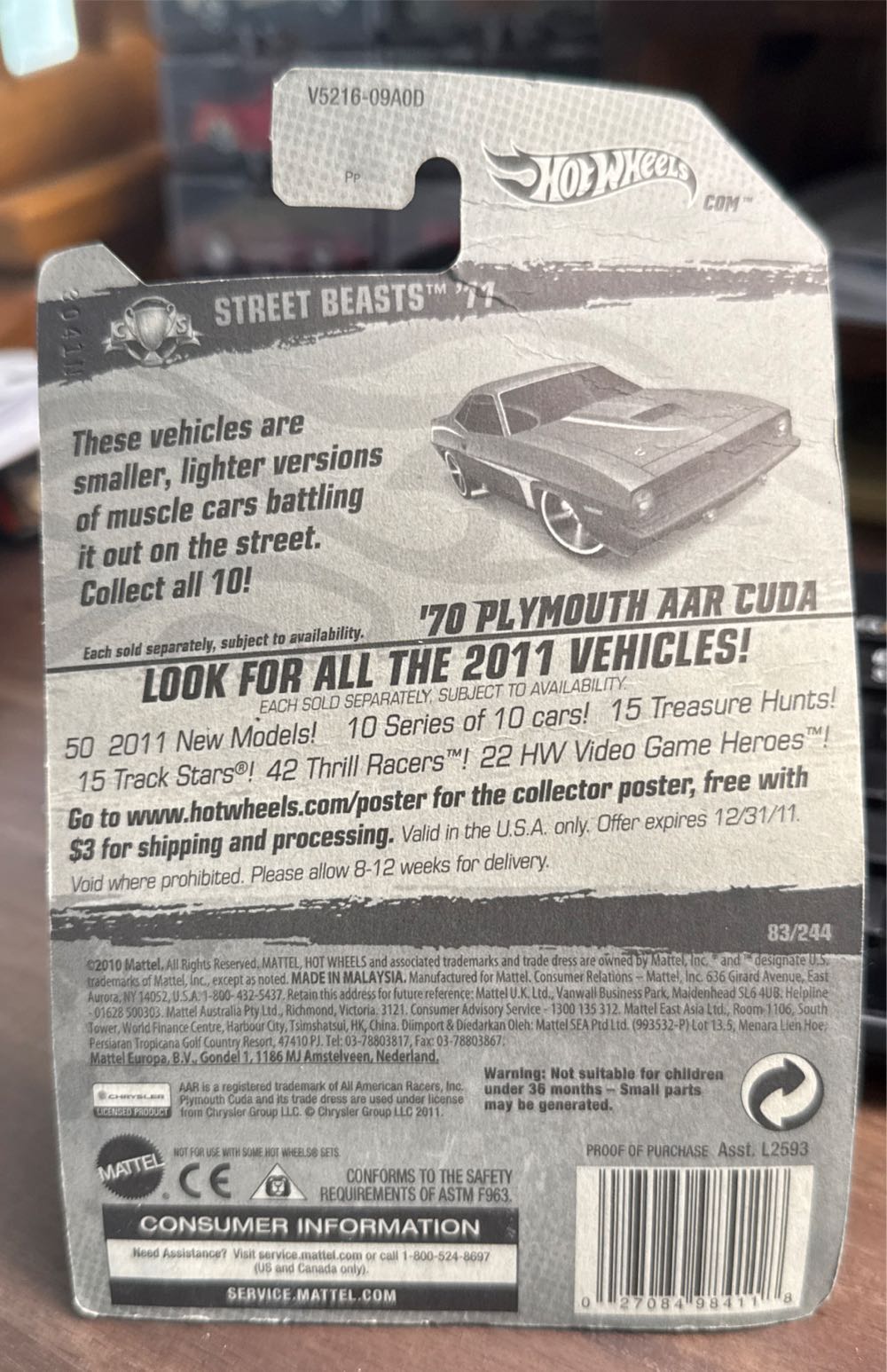 ’70 Plymouth AAR Cuda - Street Beasts ’11 toy car collectible - Main Image 2