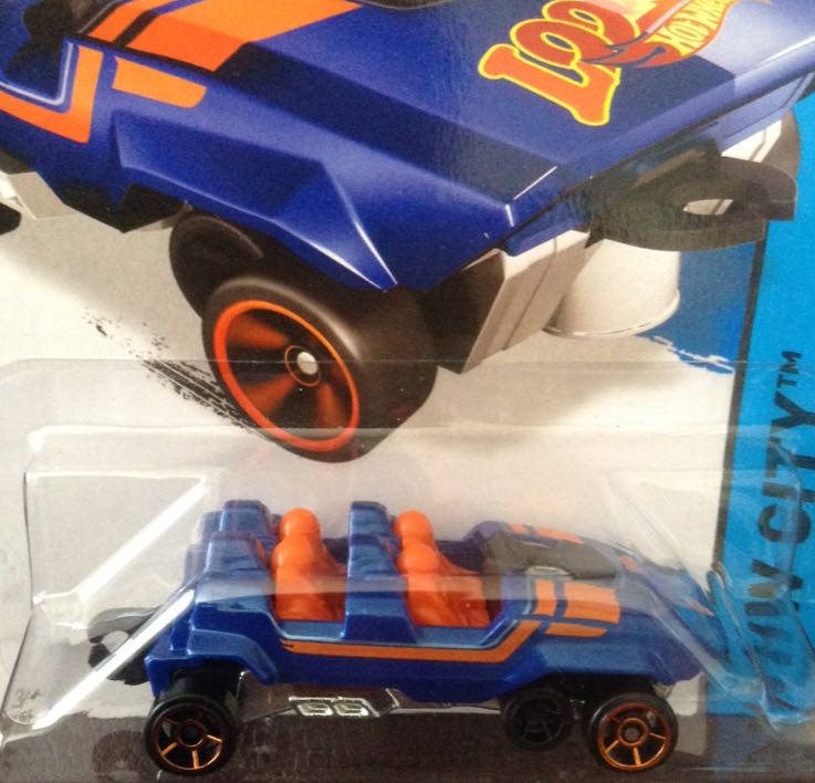 Loopster - 2015 HW City - Surf Patrol toy car collectible - Main Image 2