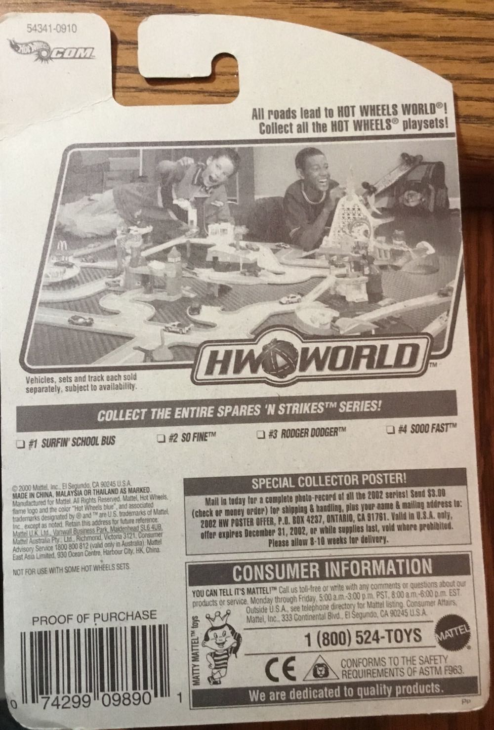 Surfin’ School Bus - Spares ’n Strikes Series toy car collectible - Main Image 2