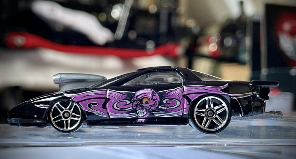 PRO STOCK FIREBIRD - Skin Deep Series toy car collectible - Main Image 2