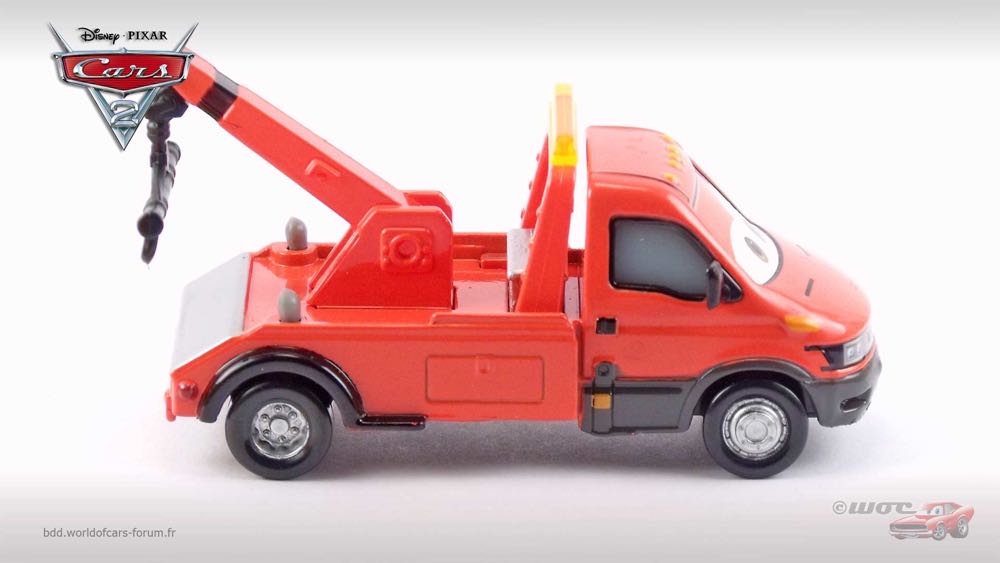 Towin’ Eoin - (2014 - World of Cars) ALLINOL BLOWOUT (9) toy car collectible - Main Image 3