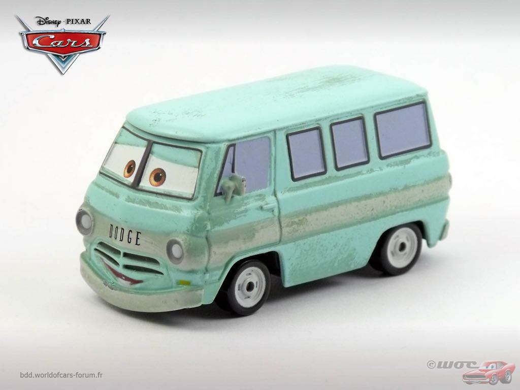 Dusty Rust-Eze - (2016 - Cars 2016) RUST-EZE RACING (12) toy car collectible - Main Image 2