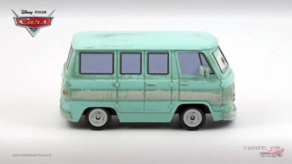 Dusty Rust-Eze - (2016 - Cars 2016) RUST-EZE RACING (12) toy car collectible - Main Image 3