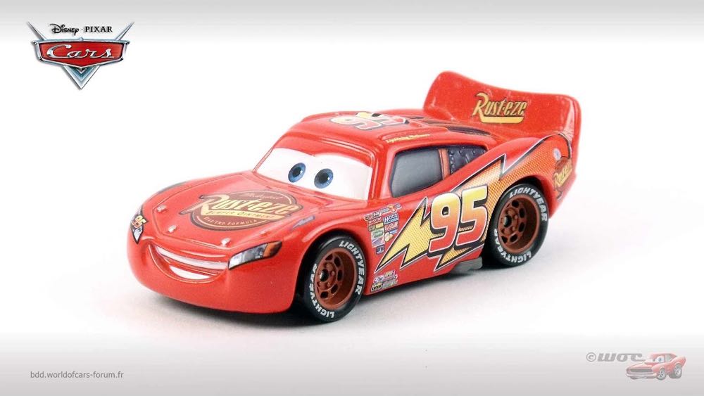 Lightning McQueen with Sign - (2016 - Cars 2016) RUST-EZE RACING (12) toy car collectible - Main Image 2