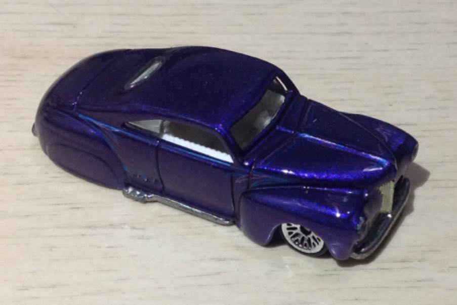 Tail Drager  toy car collectible - Main Image 2