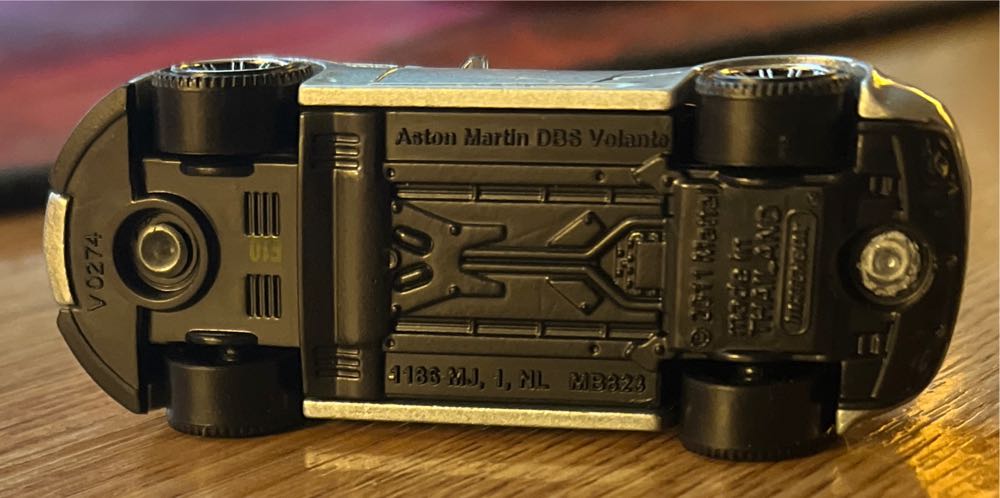 Aston Martin - DBS Volante - 1-120: MBX City toy car collectible - Main Image 4