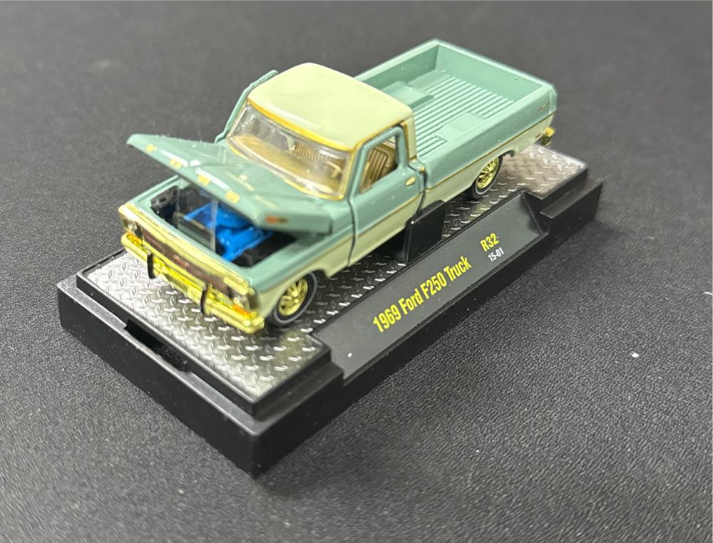 1969 Ford F250 Truck - Auto Trucks toy car collectible - Main Image 2