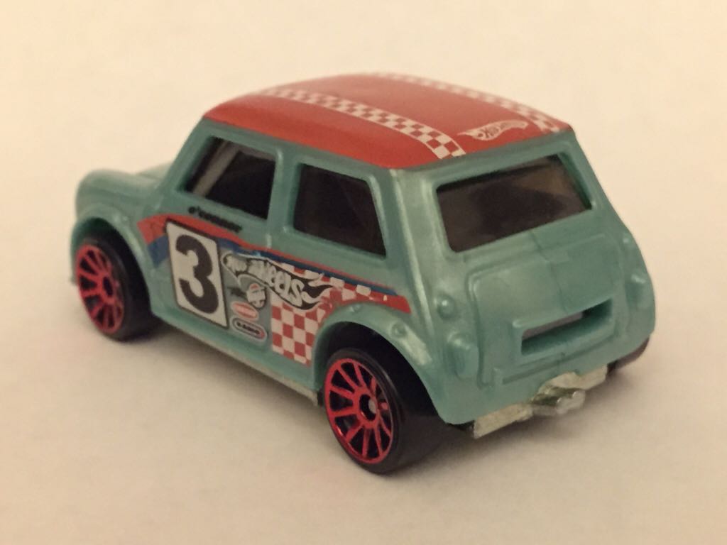 Morris Mini - 2011 - HW Track Stars ’11 toy car collectible - Main Image 2