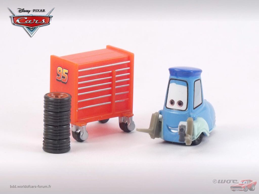 Pit Crew Member Guido - (2008 - World of Cars) SINGLES (72) toy car collectible - Main Image 2