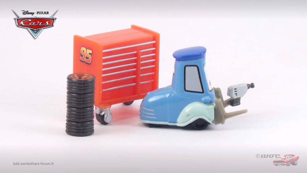 Pit Crew Member Guido - (2008 - World of Cars) SINGLES (72) toy car collectible - Main Image 3