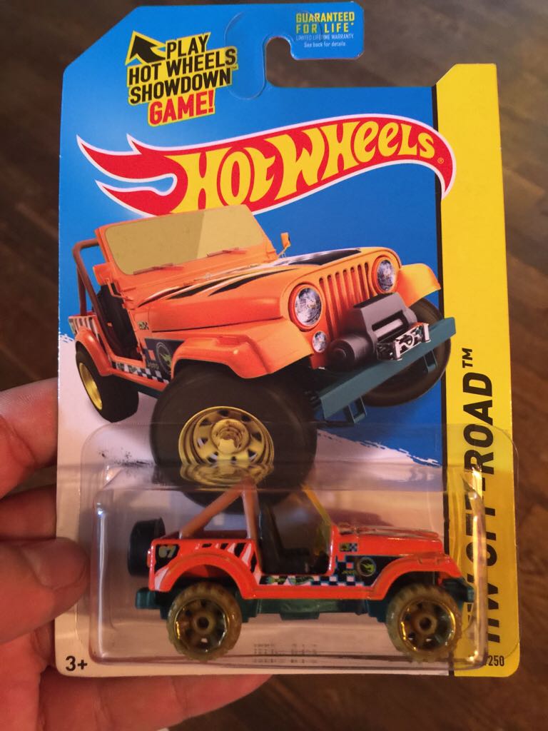 Jeep CJ-7 - 2015 Treasure Hunt toy car collectible - Main Image 1