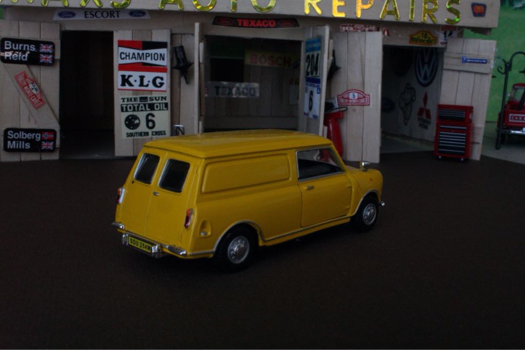 Morris   toy car collectible - Main Image 2