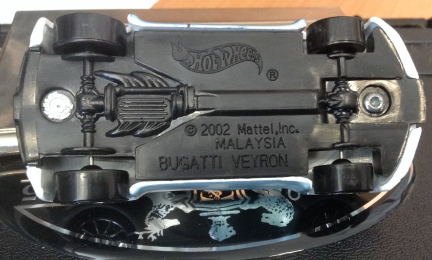 Bugatti Veryon Mystery - HW Mystery Car toy car collectible - Main Image 2