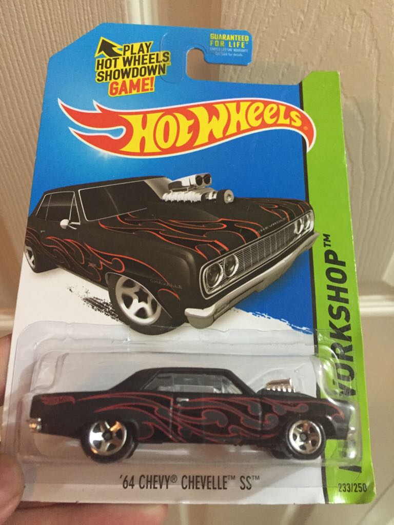 ’64 Chevy Chevelle SS - ’14 HW Workshop toy car collectible - Main Image 1