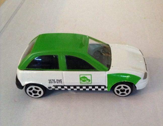 Taxi Chevy Metropolitano Toldo Verde D F - Gashaball toy car collectible - Main Image 2