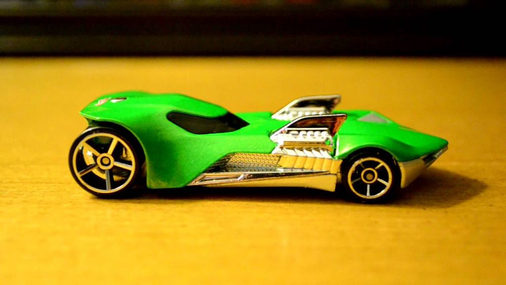 93.2 Toyota Wish - VIETNAM