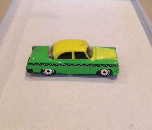 Taxi Chevrolet 57 Verde Amarillo Cocdrilo D F - Gashaball toy car collectible - Main Image 2