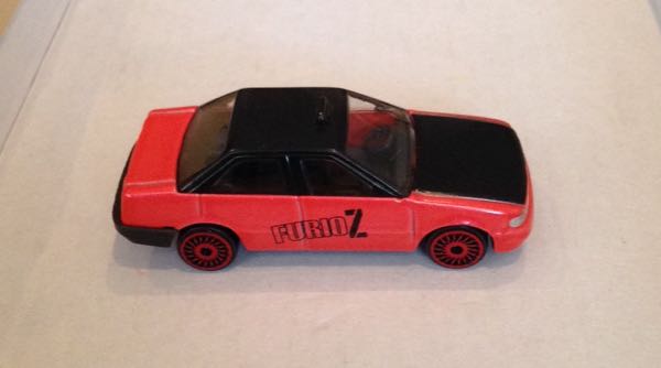 Taxi Mediano Tsuru Naranja Internacional - Gashaball toy car collectible - Main Image 2