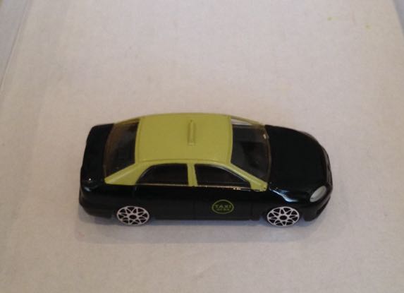 Taxi Mediano Jetta Puebla - Gashaball toy car collectible - Main Image 2
