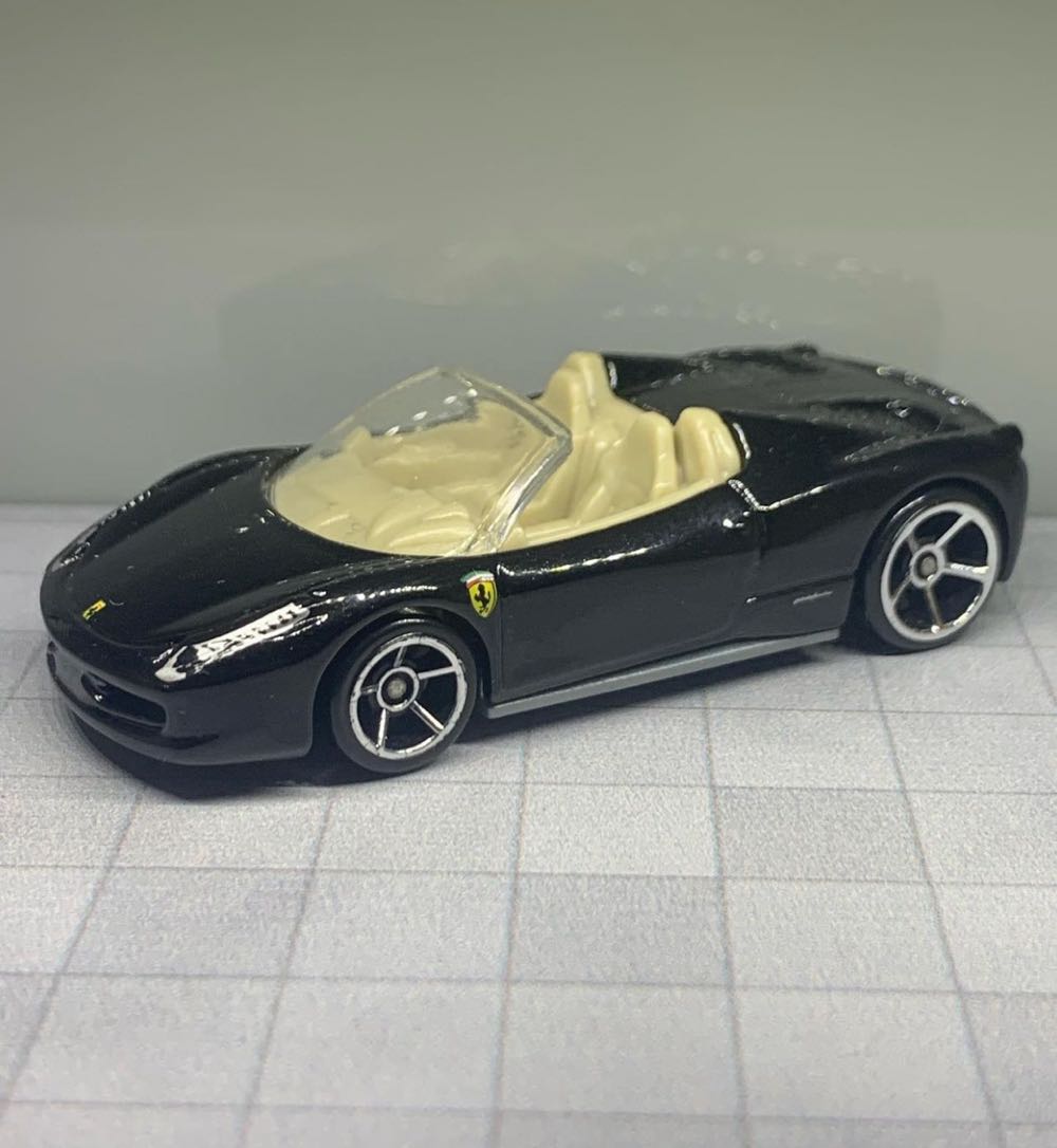Ferrari 458 Spider  toy car collectible - Main Image 2