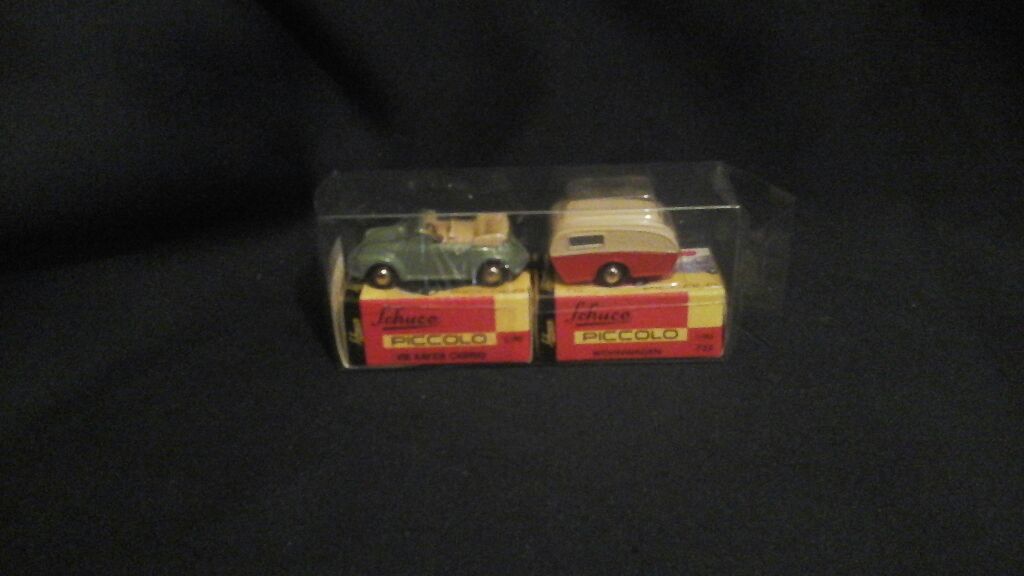 AMW braun mit abnehmbarem Dach