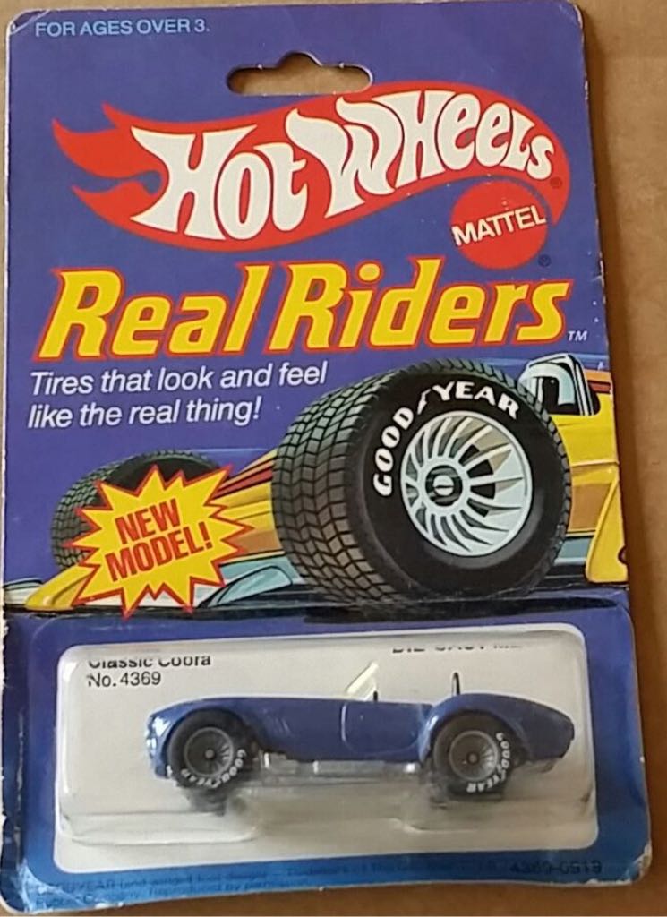Classic Cobra - Real Riders toy car collectible - Main Image 1