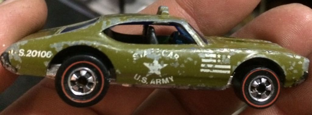 Olds 442 Army Staff Car - Rescue  toy car collectible - Main Image 2