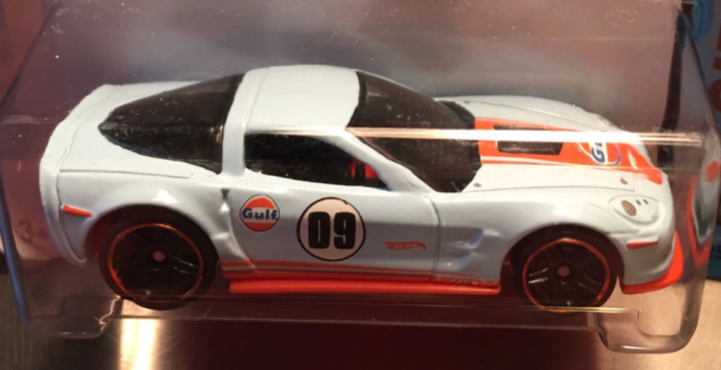 ’09 Corvette ZR1 - HW City - 2015 High Performance toy car collectible - Main Image 2