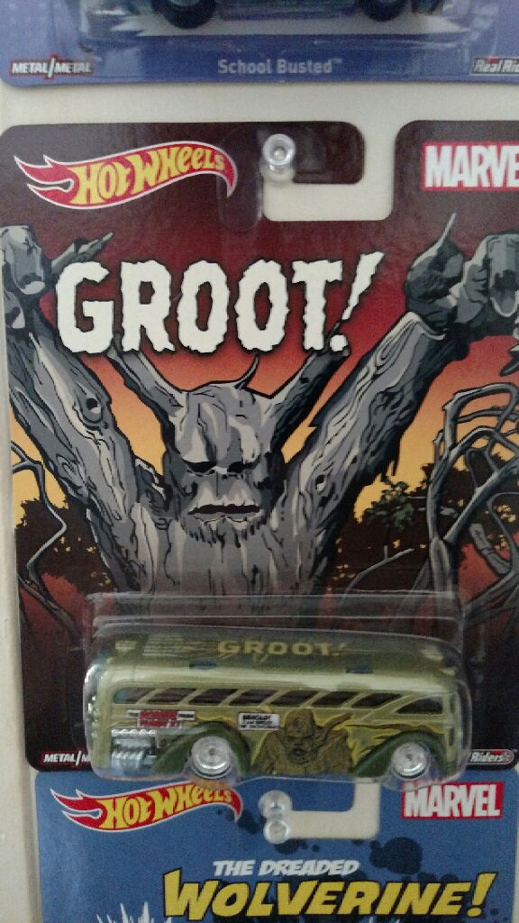Surfin’ School Bus - Superhero Series toy car collectible - Main Image 1