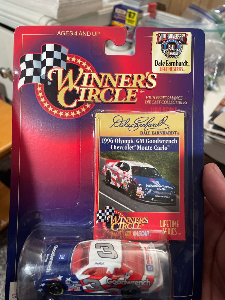 Nascar - Dale Earnhardt Goodwrench #3 - Dale Earnhardt 1996 toy car collectible - Main Image 2