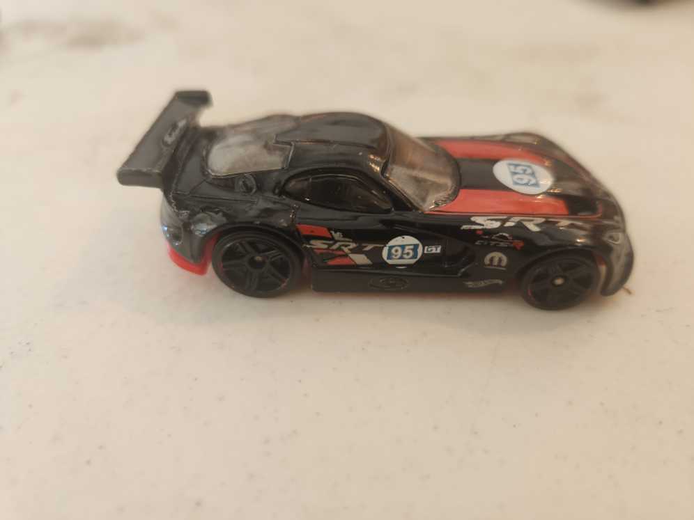 2013 SRT Viper GTS-R - HW Race: World Race toy car collectible - Main Image 3