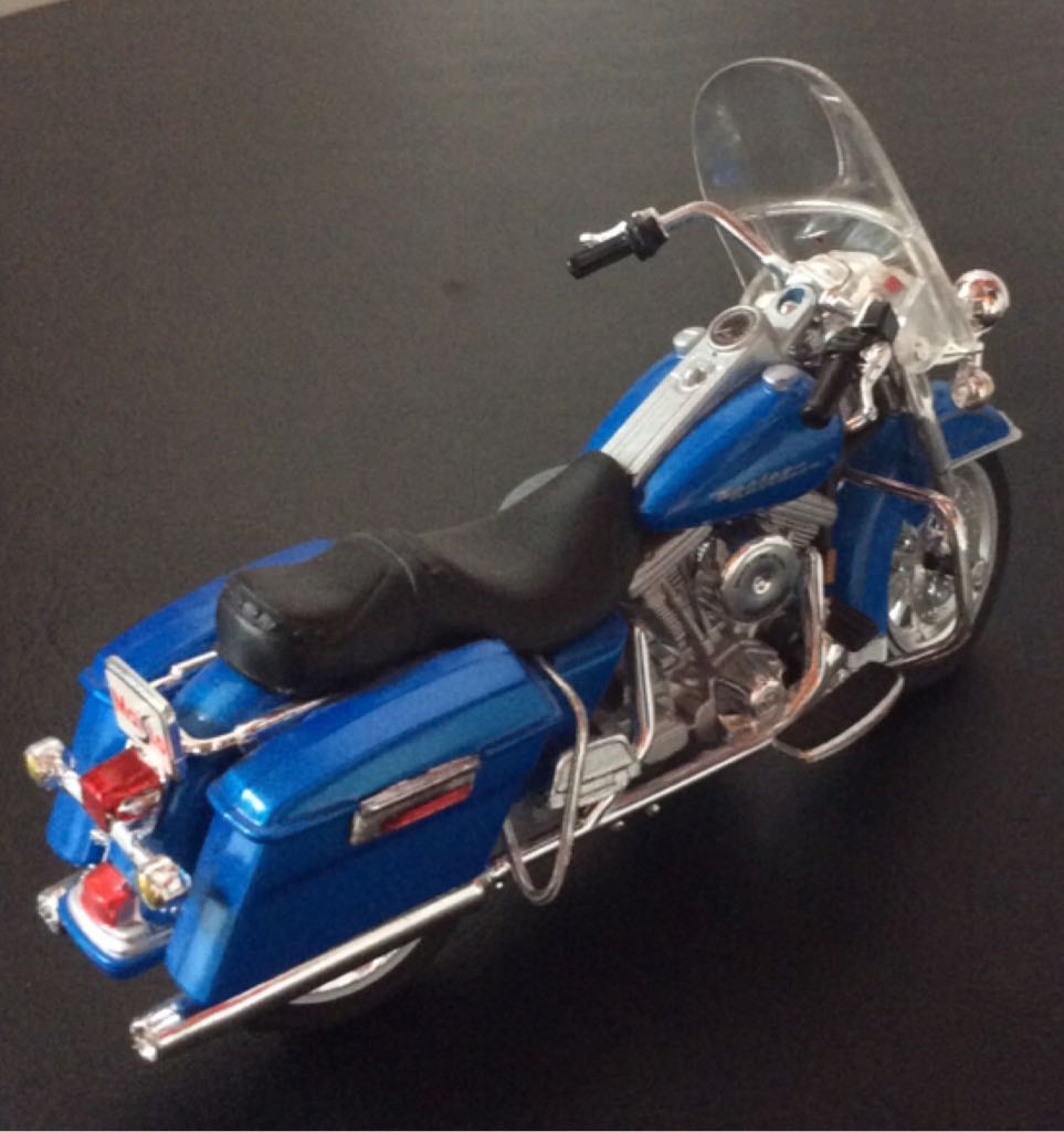 Harley Davidson FLHR Road King - Harley Davidson Motorcycles toy car collectible - Main Image 2