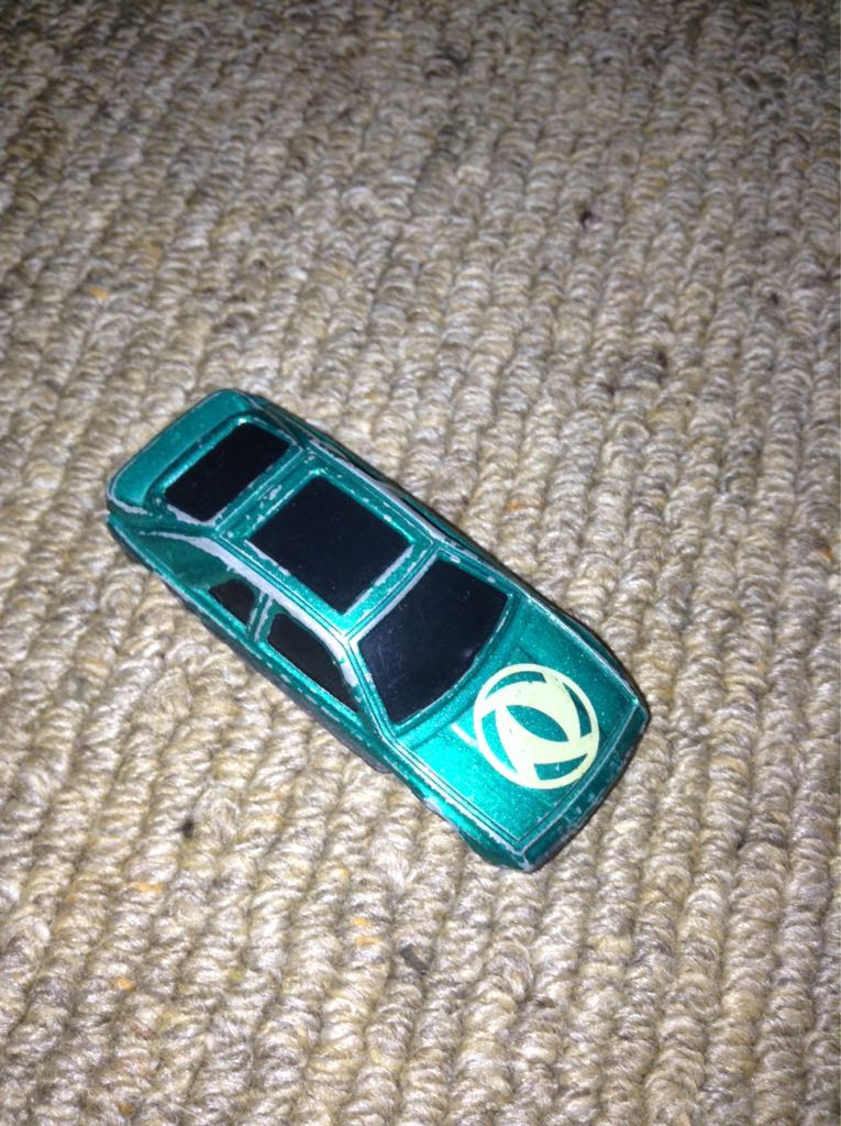 Cliff Hanger (Loose)