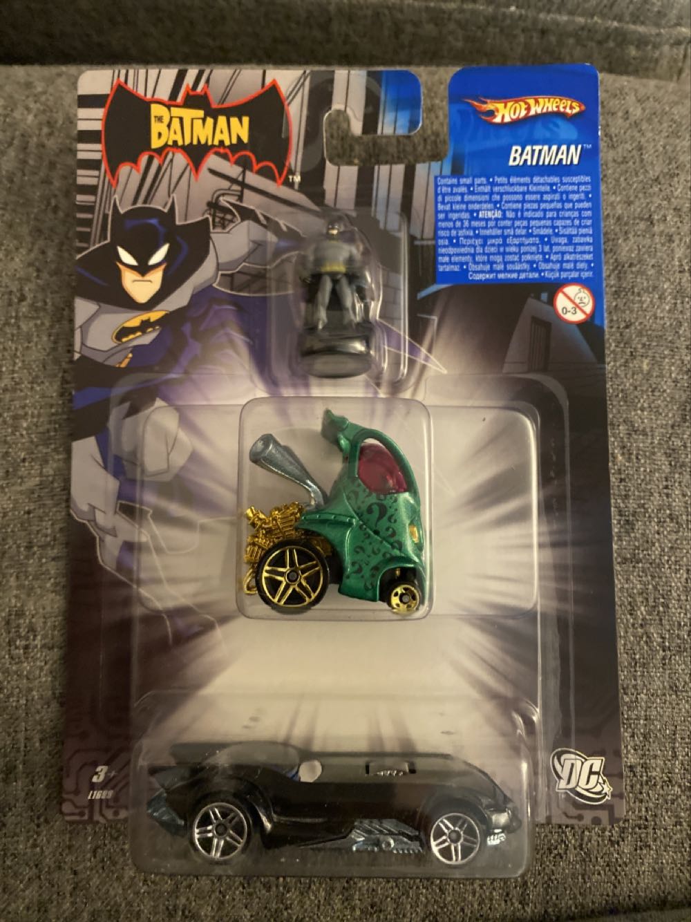 HW The Batman Twin Pack The Riddler’s Rampage toy car collectible - Main Image 2