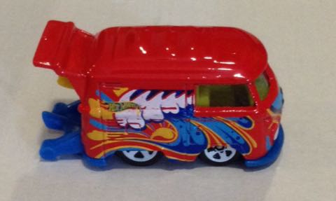 Combi Modificada Roja - Hot Wheels toy car collectible - Main Image 2