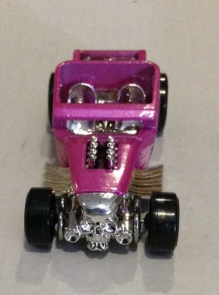 Bone Shaker Rosa - Hot Wheels toy car collectible - Main Image 1