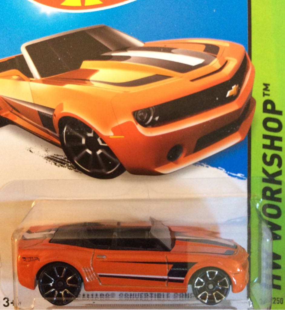 106.2 Komatsu Towbarless Tractor WZ4000 - VIETNAM