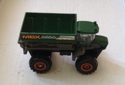 Camion De Volteo Sowing Machine Verde Oscuro - Matchbox toy car collectible - Main Image 2
