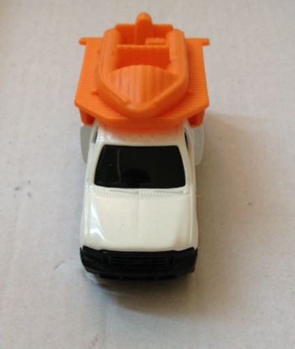 Camioneta Ford 250 Super Duty Faft Blanca Con Lancha Amarilla - Matchbox toy car collectible - Main Image 1