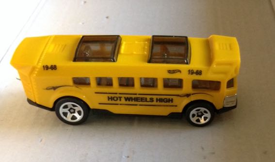 Camion Escolar Hot Wheels High - Hot Wheels toy car collectible - Main Image 2