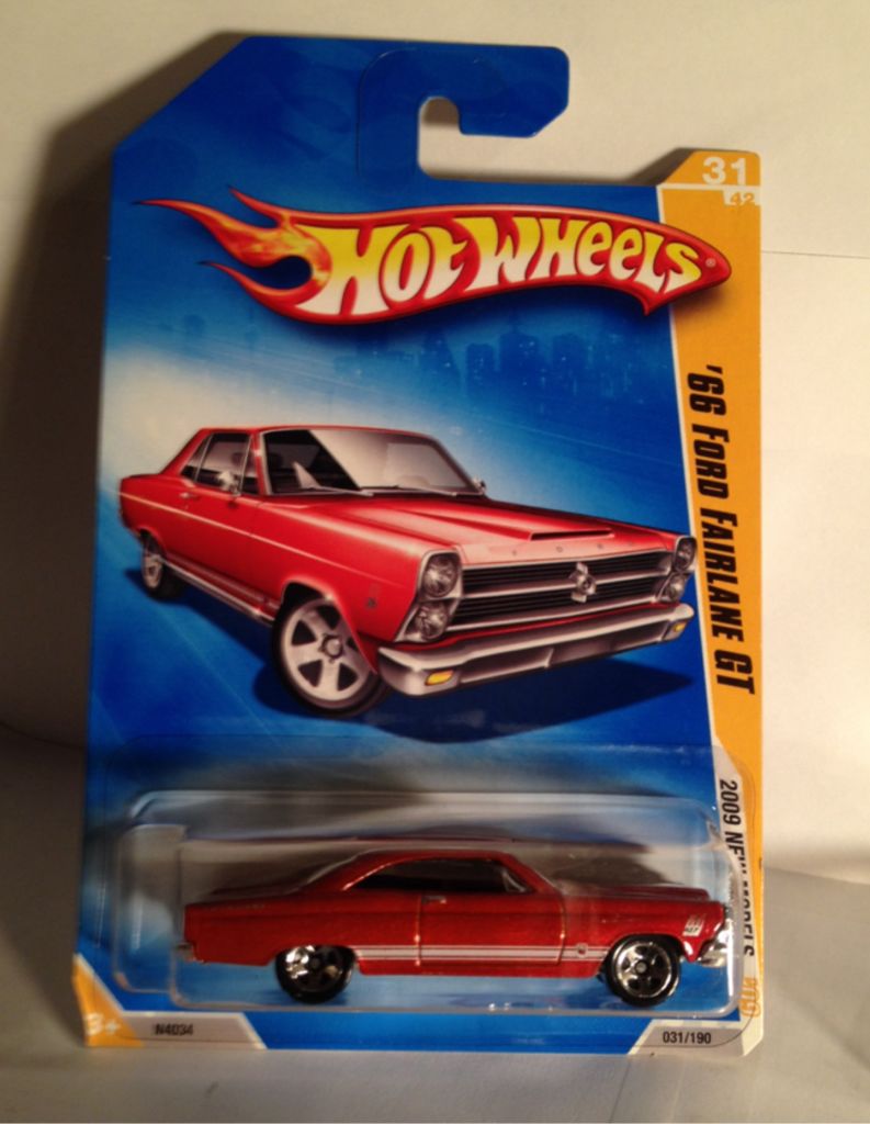 14 Hot Wheels