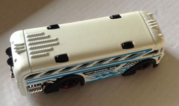 Surfin School Bus Blanco - Hot Wheels toy car collectible - Main Image 2